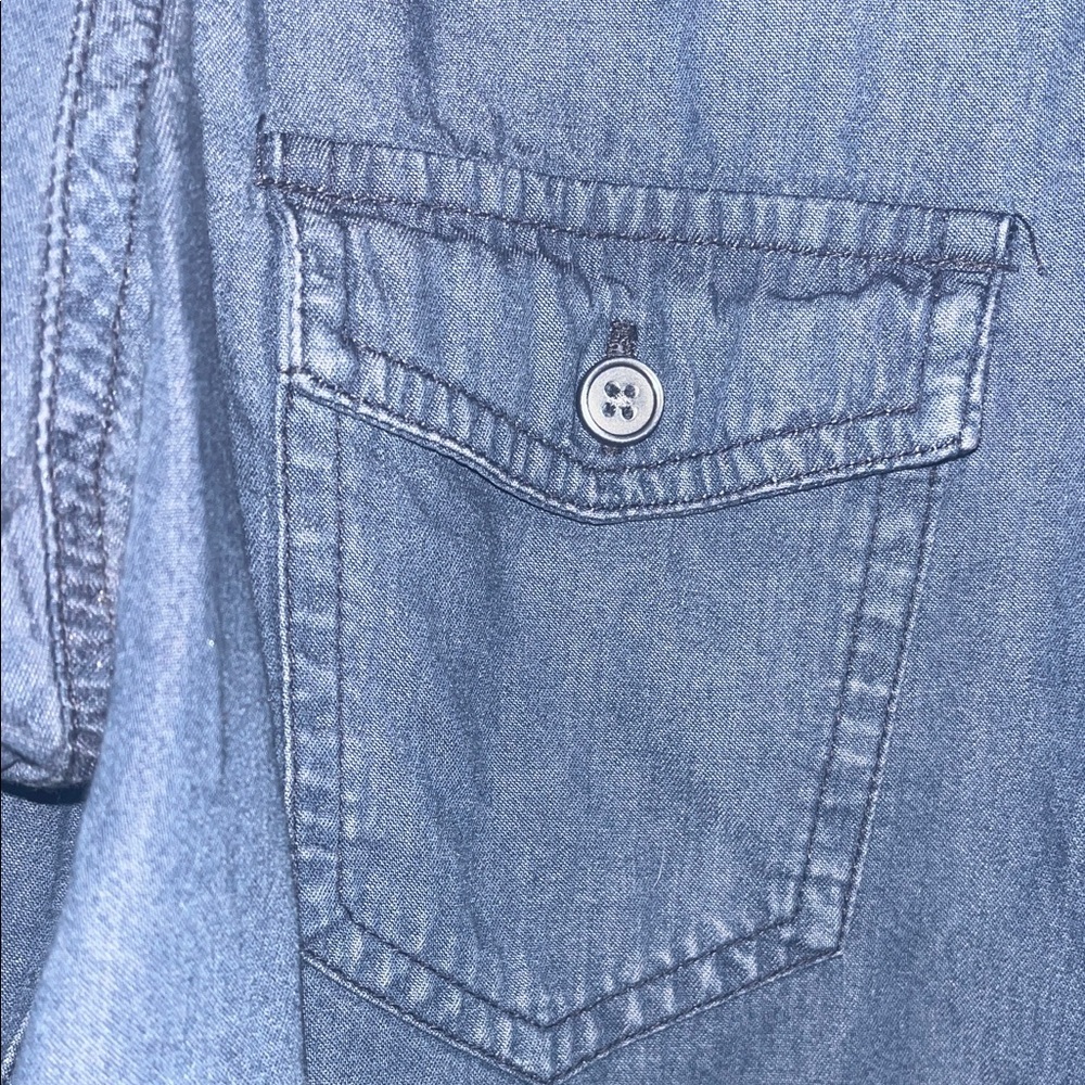 Old Navy Dark Blue chambray Shirt size Large - Picture 4 of 8